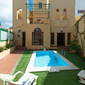 The Yellow House - Solarium - Climatized Pool Villa Gáldar